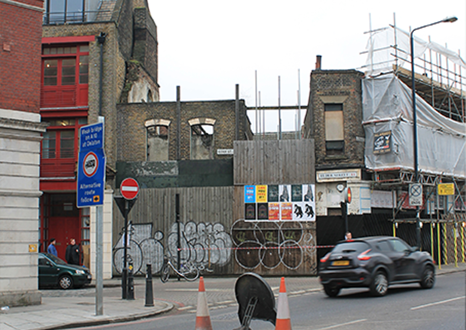 Existing view of No.161 Commercial Street and No. 2-4 Elder Steet